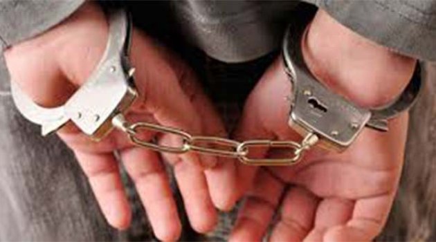 İzmir'de Sdp Binasında Arama: 4 Gözaltı