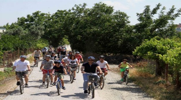 İzmir'de Sosyal Demokrat Belediyelerin Kardeşliği