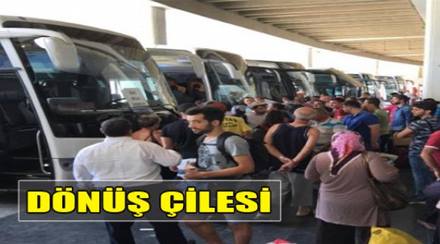 İzmir'de Tatilin Son Günü Dönüş Çilesi!