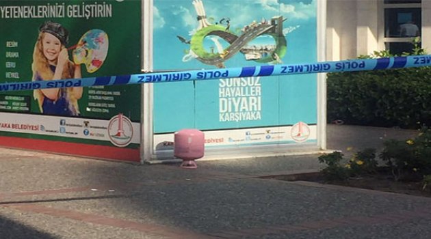 Karşıyaka İZBAN'da Şüpheli Paket Paniği