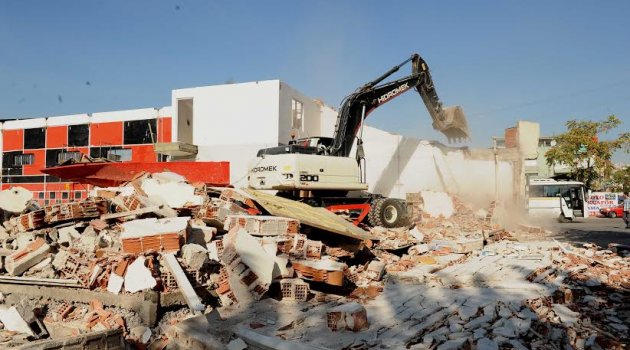 Karşıyaka&#039;da Kaçak Yapıya Geçit Yok