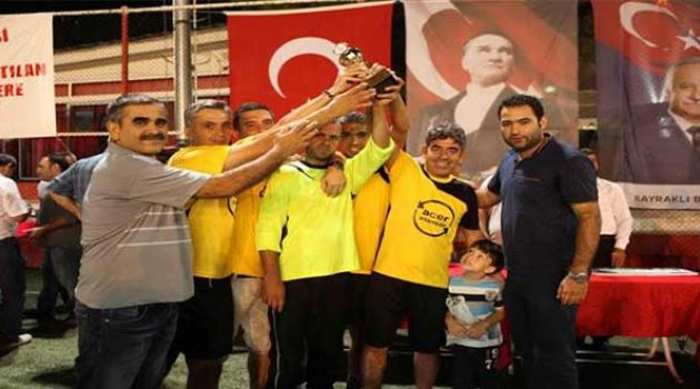 Kazanan Kardeşlik Oldu