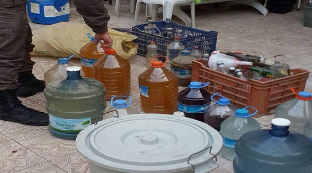 Kemalpaşa'da 240 Litre Kaçak İçki Ele Geçirildi