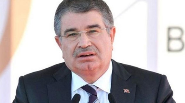 Kendi Partisinden İstifa Etti