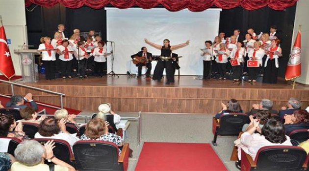 Kuvay-İ Milliye Destanı Karşıyaka’da Ayakta Alkışlandı