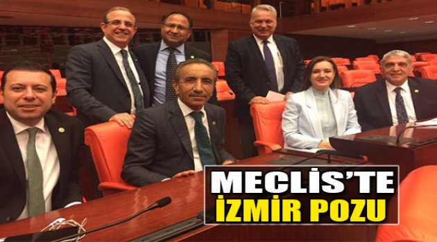 Meclis'te İzmir Pozu
