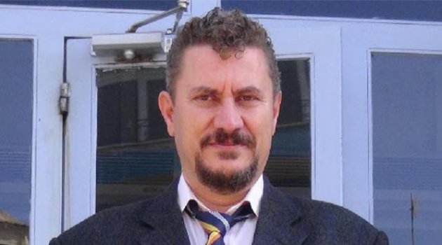 Memuriyetten Atılabilmek İçin Mücadele Verdi