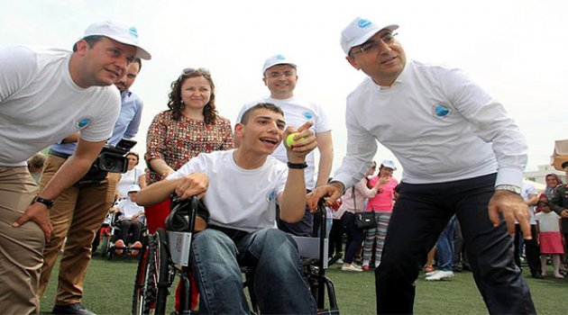 Menderes'te "Engelsiz Şenlik'