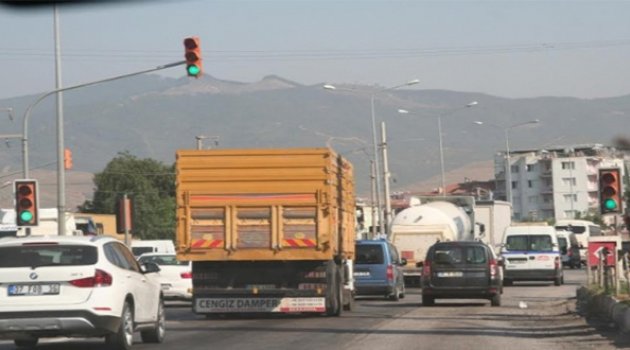 Menemen Yol Sorununa Çözüm İstiyor