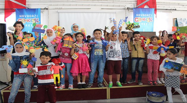 Mülteci Çocukların Hayalleri Kuklalara Yansıdı