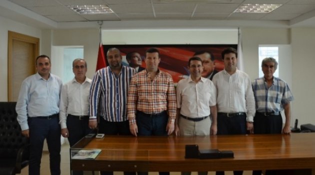 MÜSİAD İzmir İbrahim Turhan'ı Ziyaret Etti