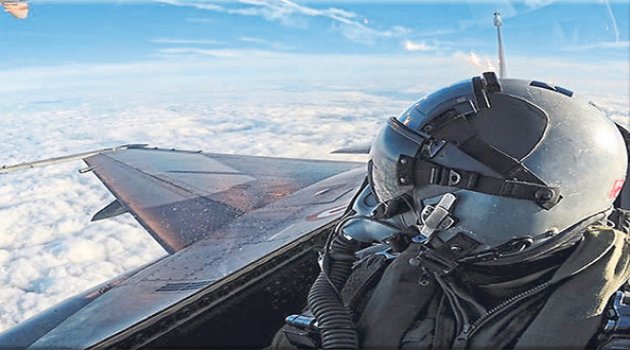 Parmağı Olmayan Adam Fetö Desteğiyle Pilot Olmuş