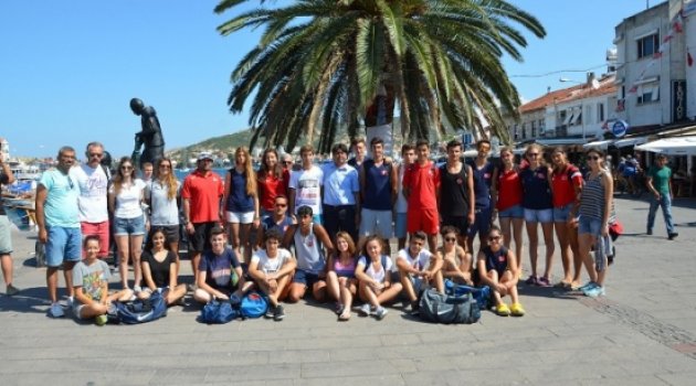 Plaj Voleybolu Milli Takımı Foça'da