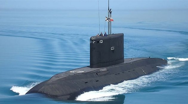 Rusya, IŞİD&#039;i Denizaltıdan Vurdu