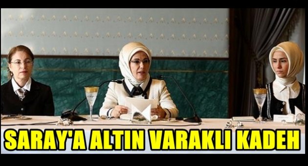 Saray&#039;a altın varaklı kadeh