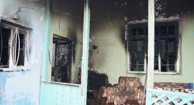 Şarj cihazından çıkan yangında 2 kişi öldü