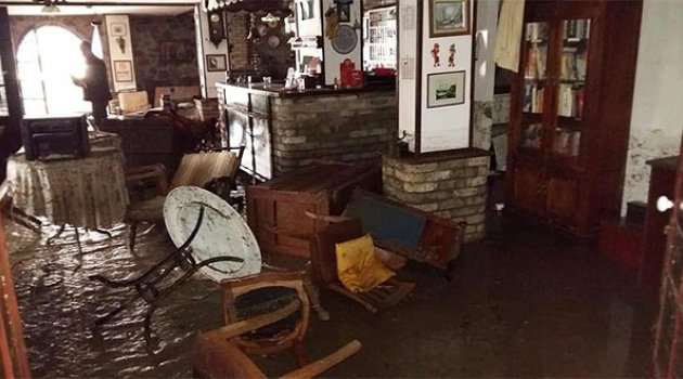 Selçuk'ta Otelleri Su Bastı