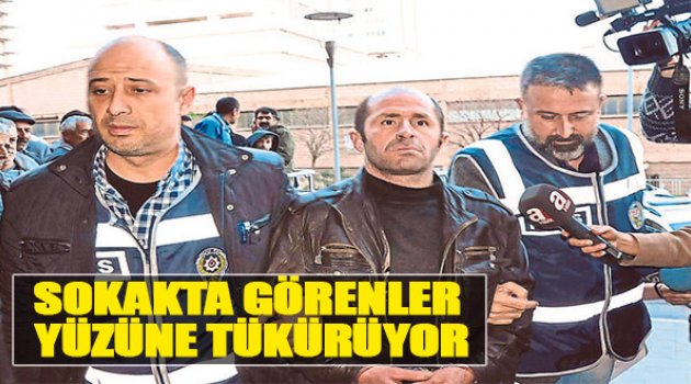 Sokakta Görenler Yüzüme Tükürüyor