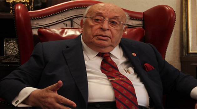 Süleyman Demirel hastaneye kaldırıldı