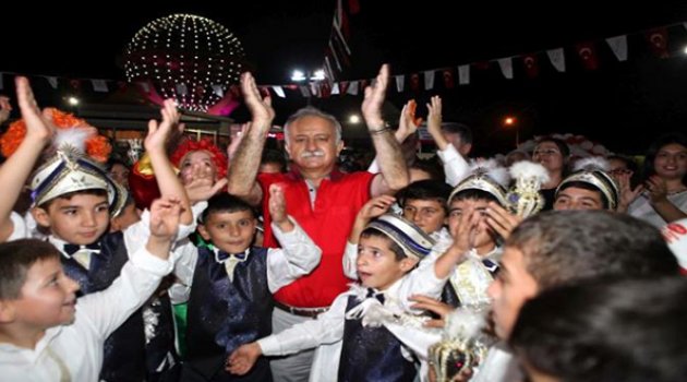 Sünnet şöleni için geri sayım sürüyor