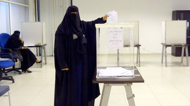 Suudi Arabistan'da Kadınlar İlk Kez...