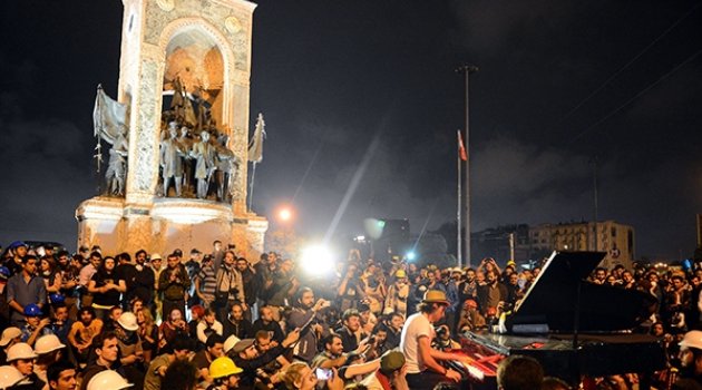 Taksim Meydanı'na 'Gezi' ablukası
