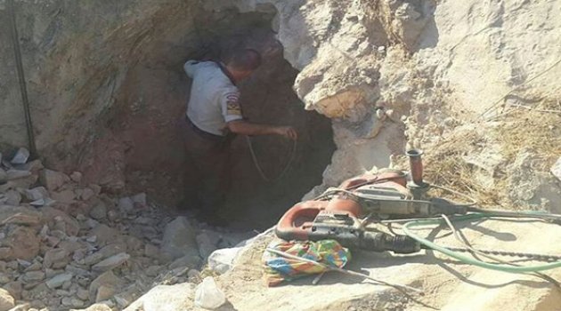 Tarihi Eser Kazısı Yaparken Suçüstü