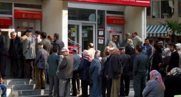 &#039;Torba yasa&#039;yla erken emekliliğin yolu açıldı