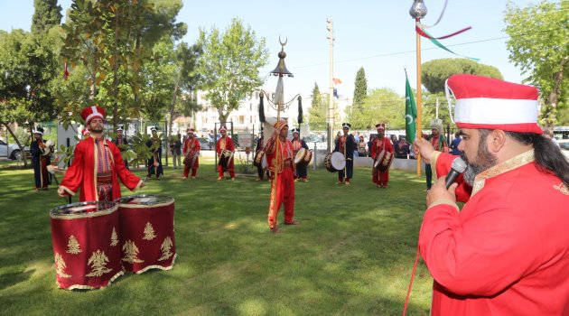 Torbalı'da İlgi Çeken Kutlu Doğum Açılışı