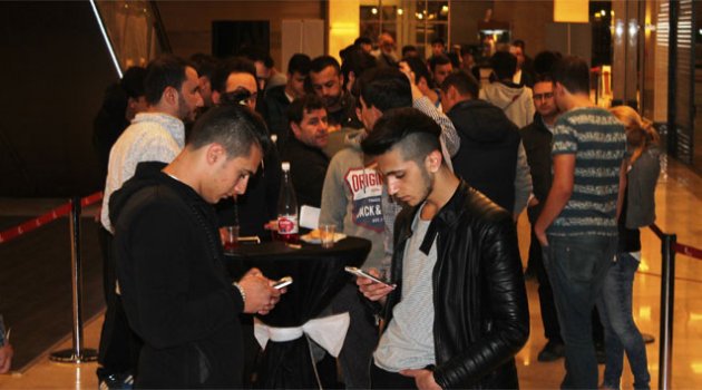 Türkiye'de İphone Kuyruğu