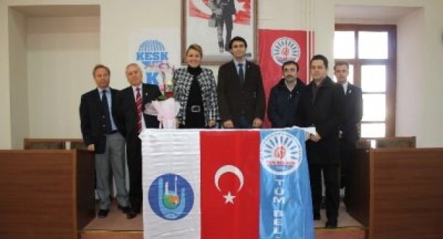 Urla'da Memurlara Yüzde 40 Zam