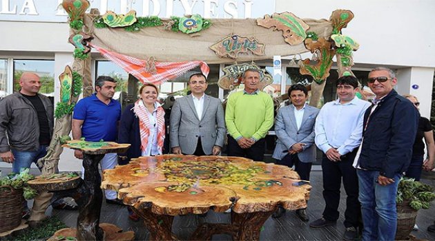 Vali Toprak Enginar Festivalini Ziyaret Etti