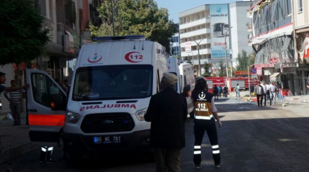 Van'da Bombalı Araçla Saldırı: "46 Kişi Yaralandı"