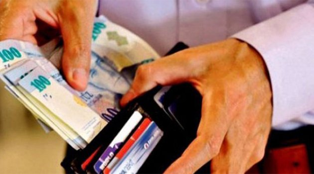 Vatandaş bankayı dize getirdi