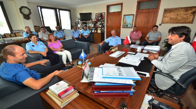 Zabıtalardan Başkan Demirbağ&#039;a Ziyaret