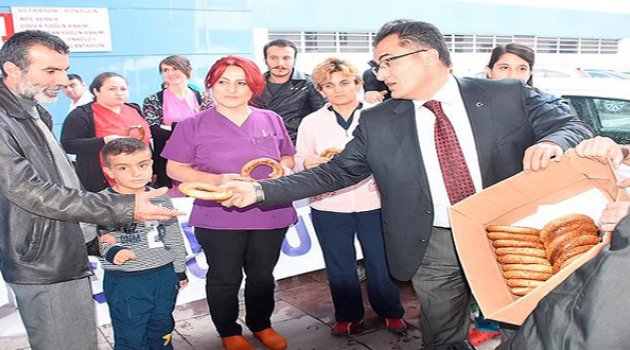 Zehirlenme Vakalarına Sendikadan Simit Peynirli Tepki