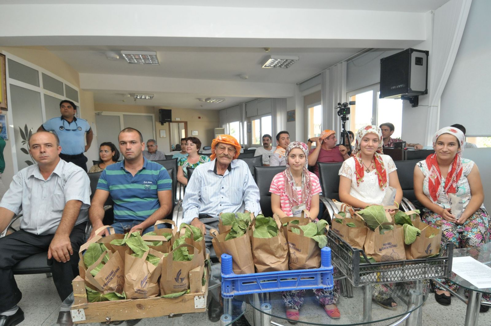 İnce'den Bardacıklı davet