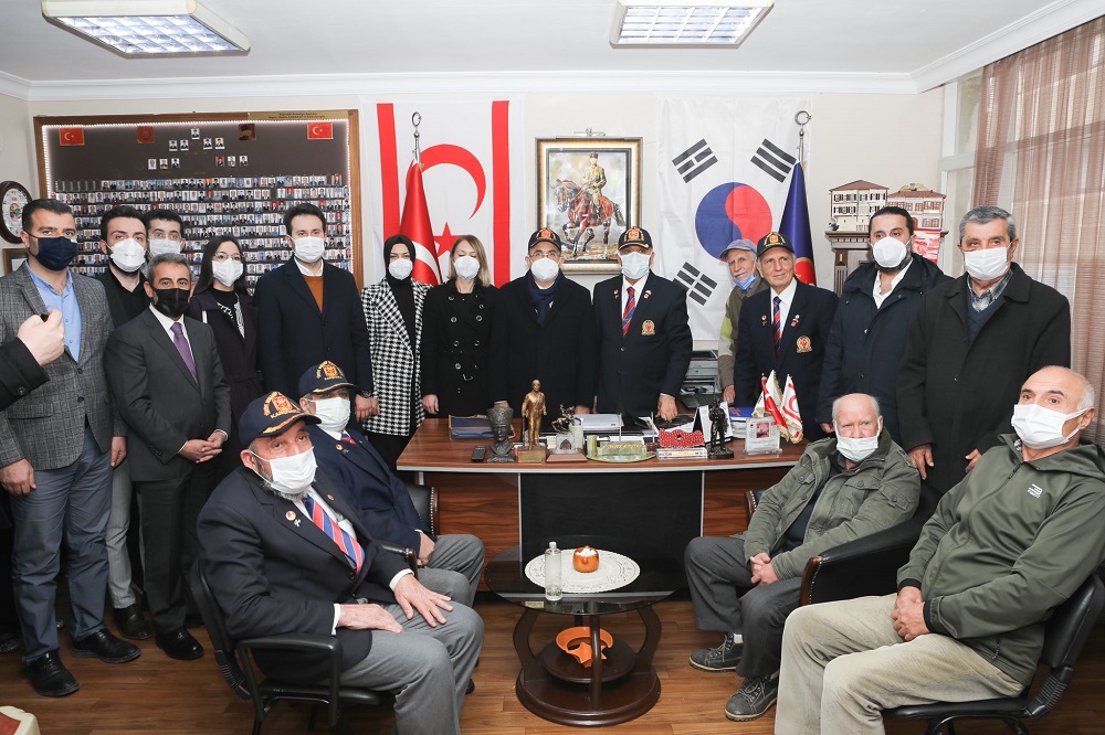 AK Parti İl Başkan Kerem Ali Sürekli;  "İzmir'in kaybettiği zamanın haddi hesabı yok!"