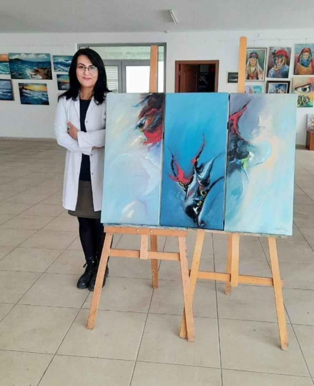 DÜNYAYİ KADINCA RESİMLE ANLATMAK