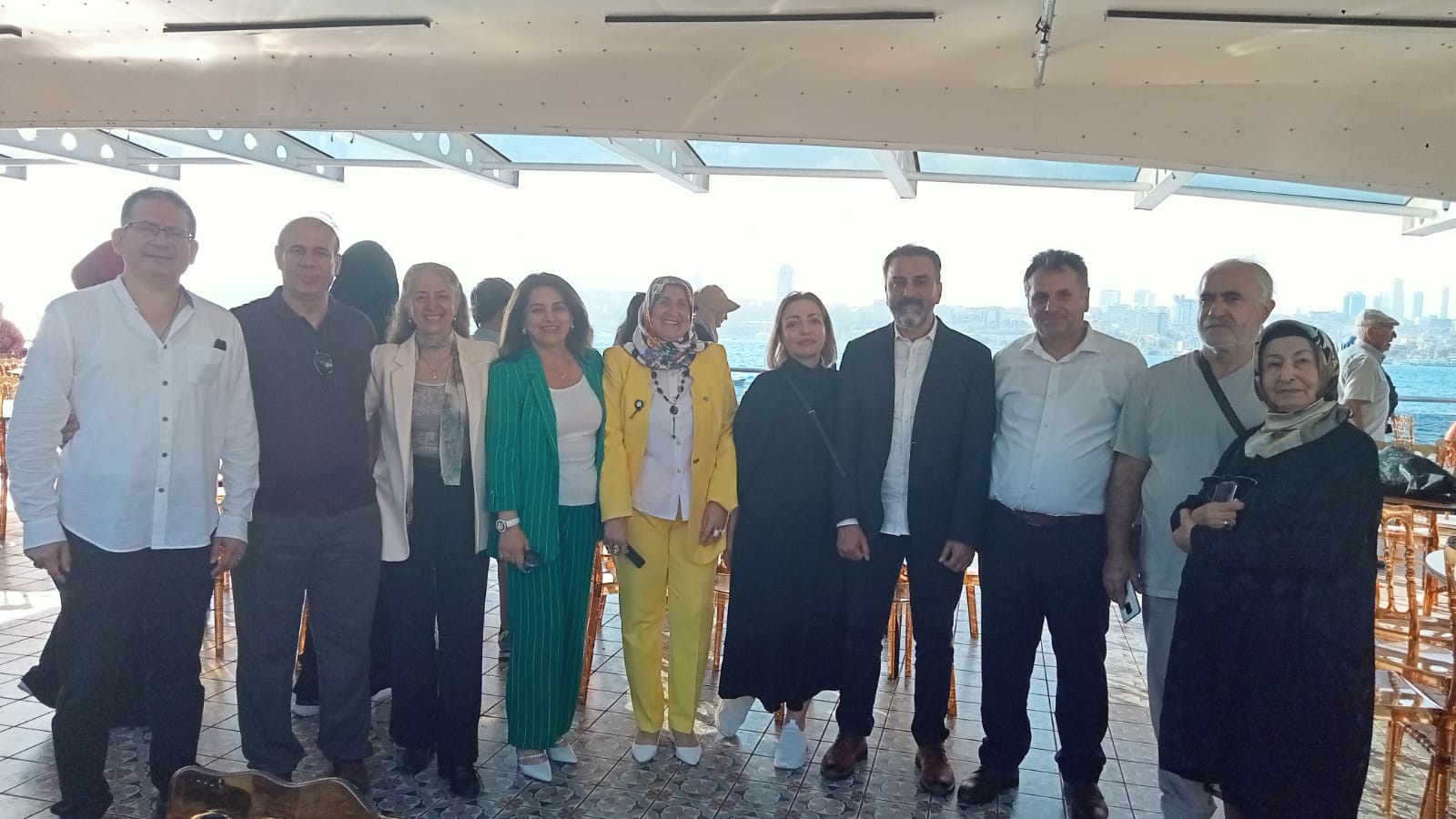 Tudef de anlamlı plaket  töreni