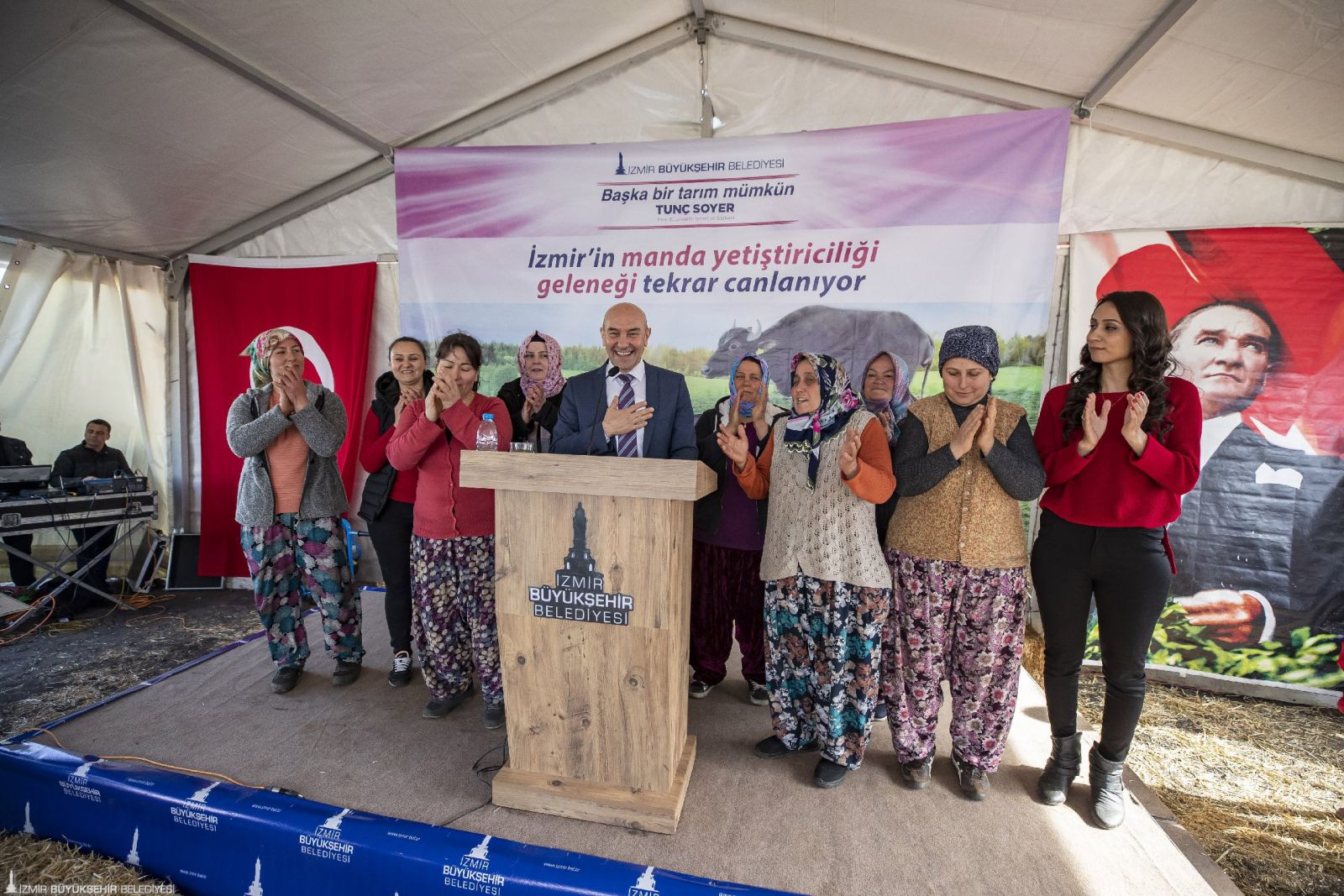 Başkan Soyer Salih Erkek ile Erkekçe programının canlı yayın konuğu oldu: "Teleferiğe Birlikte Bineceğiz"