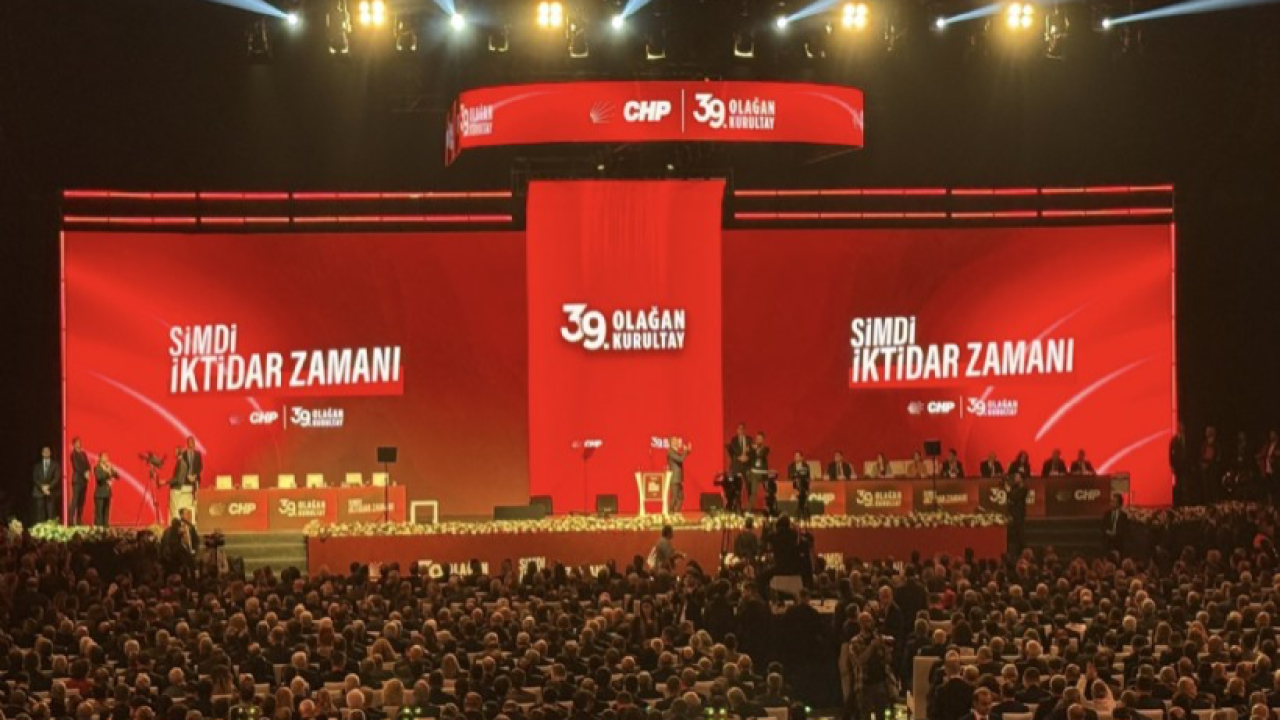 CHP’de Kritik Gün: Özgür Özel Bir Kez Daha Delegelerin Karşısında