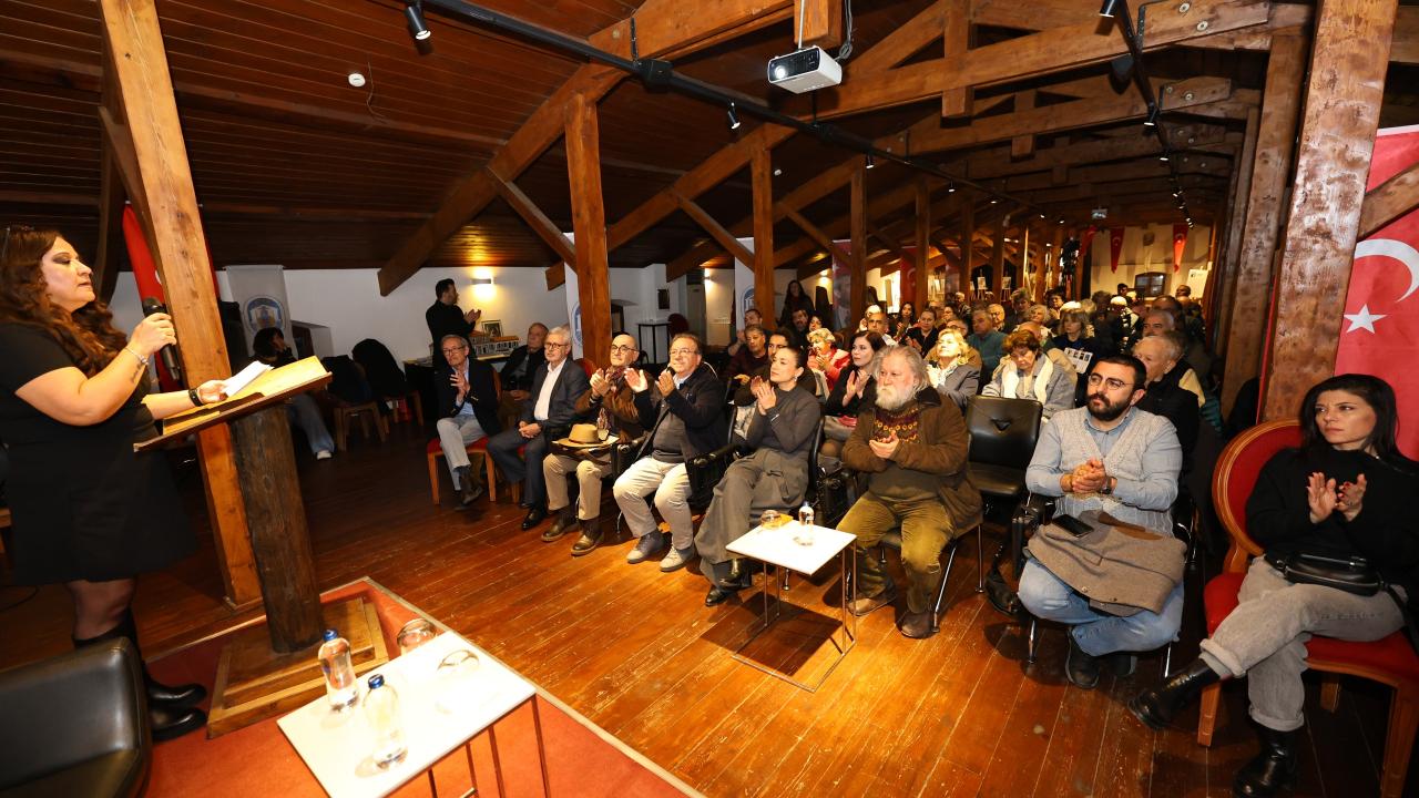 9. İzmir Mizah Festivali ustaları Efes Selçuk’ta buluşturdu