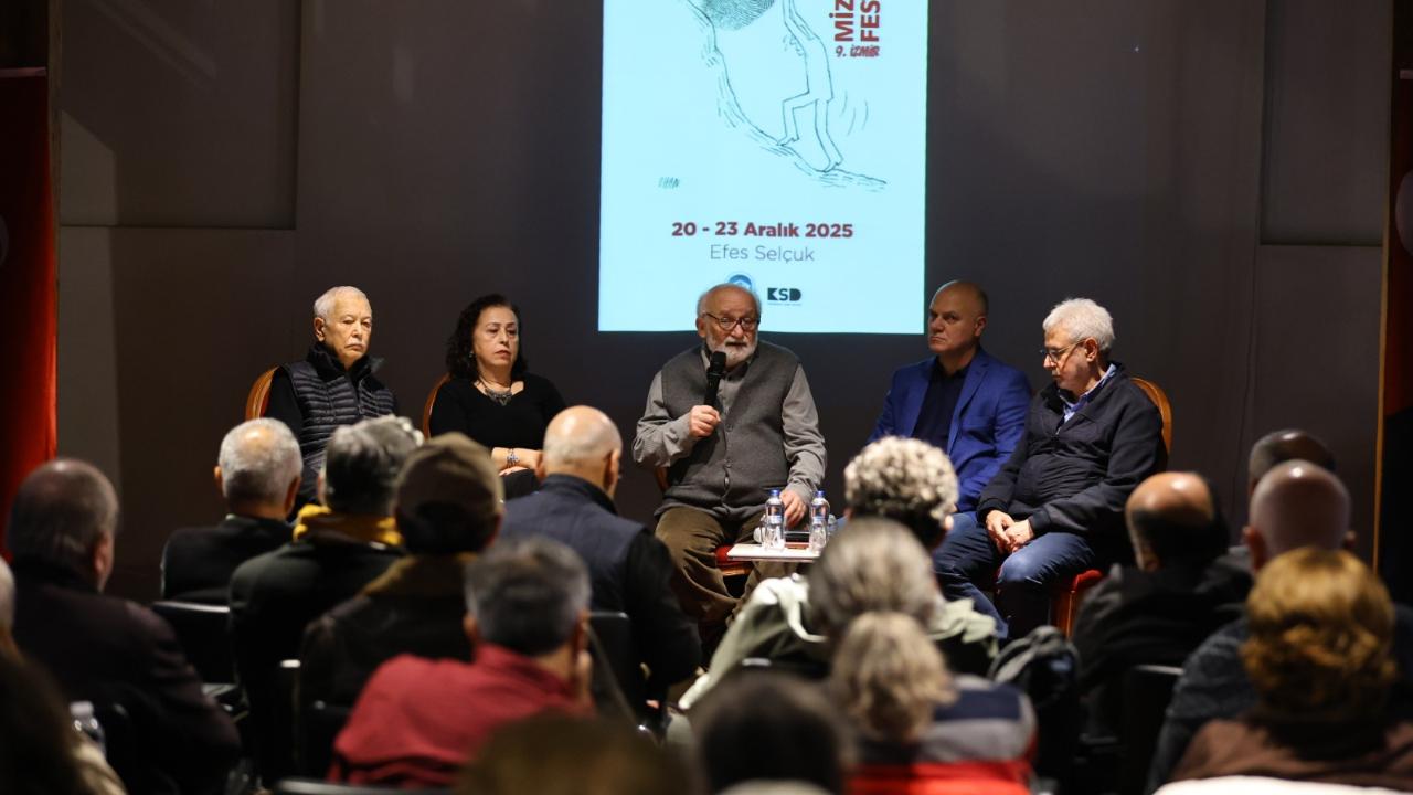 9. İzmir Mizah Festivali’nde Sinema Keyfi: “Bak Postacı Geliyor” Efes Selçuk’tan tam not aldı