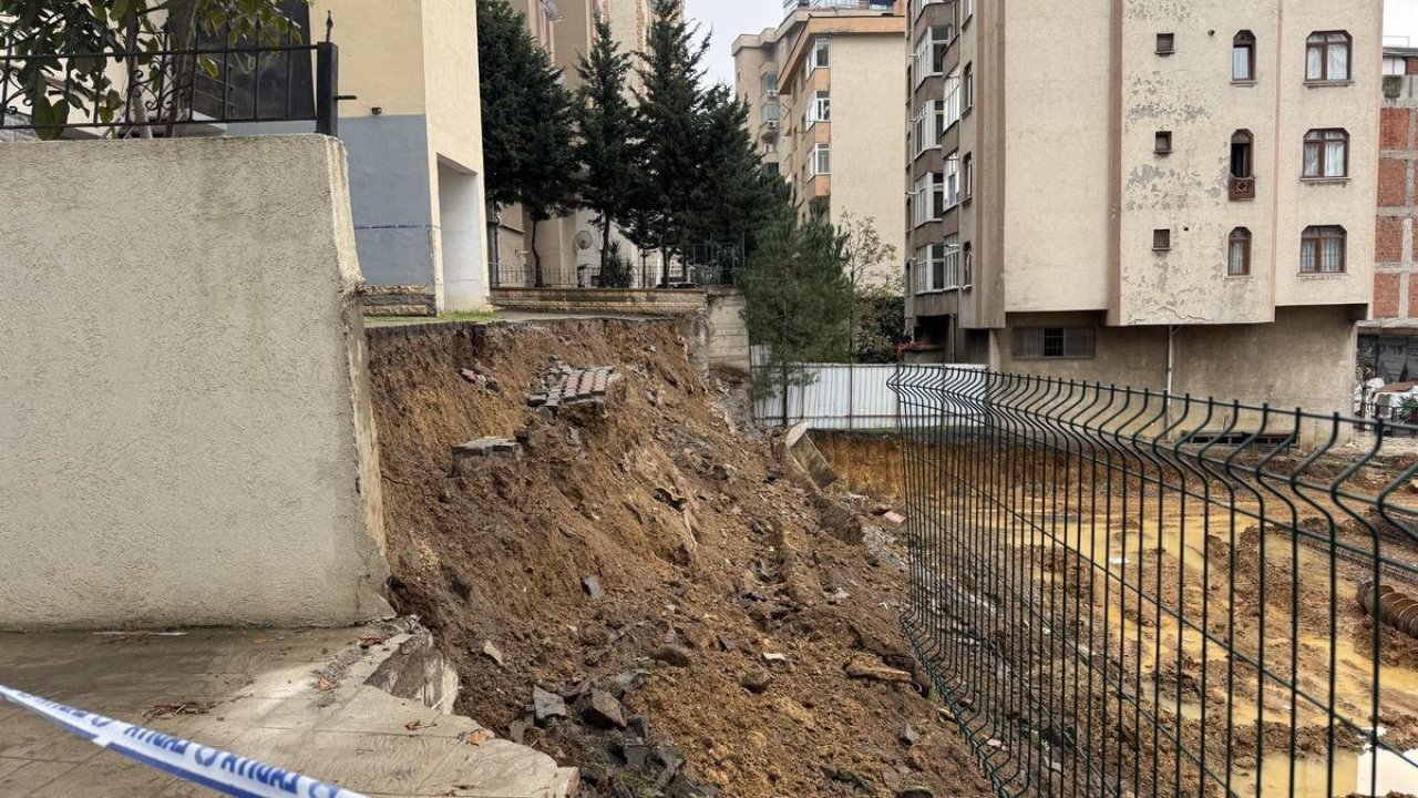 İstanbul&#039;da sağanak yağış: Kadıköy&#039;de istinat duvarı yıkıldı