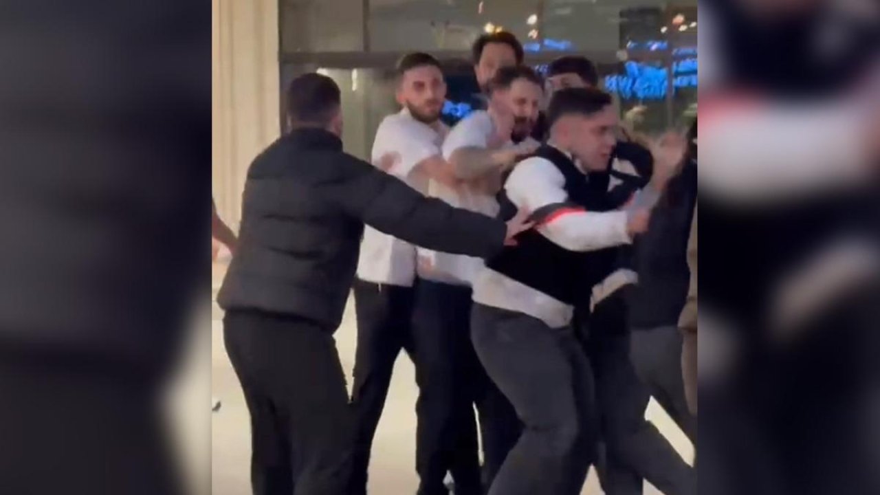 Maltepe'de AVM'de kavga