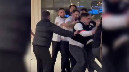 Maltepe'de AVM'de kavga