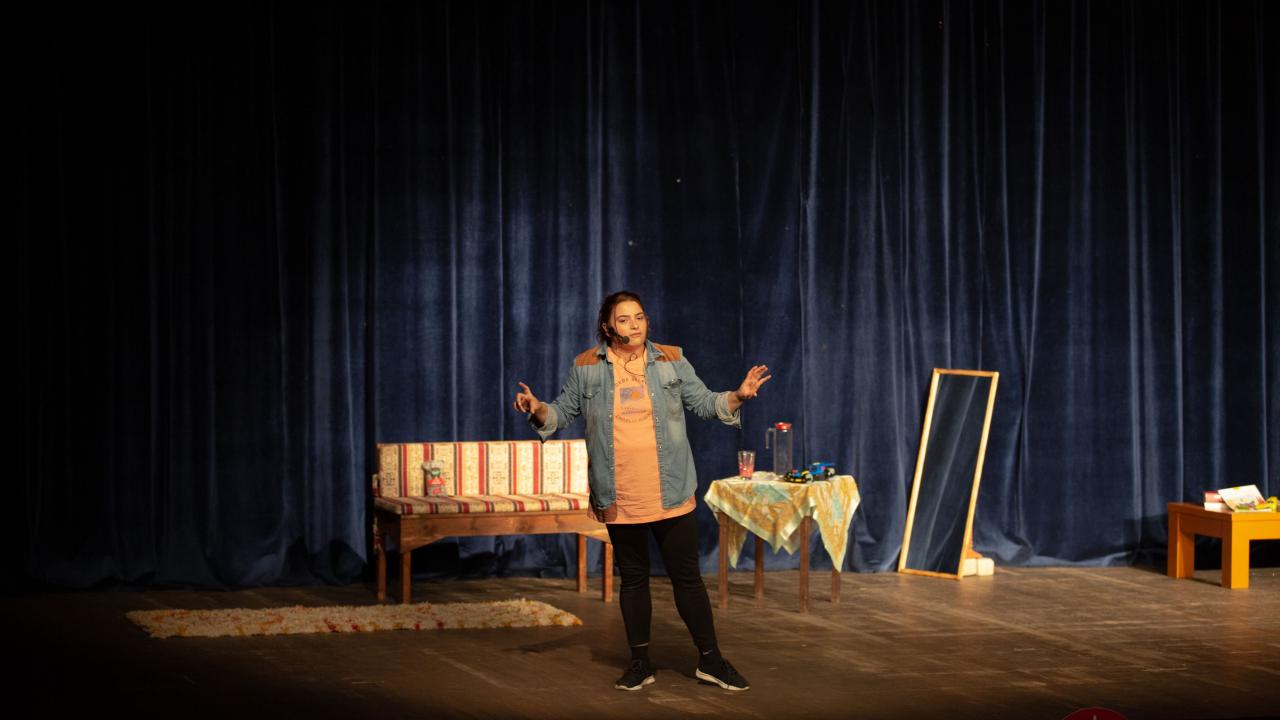 Özel Anne, Narlıdereli Sanatseverlerle Buluştu