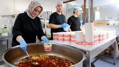 Seferihisar Belediyesi “Sosyal Belediyecilik” çalışmalarına aralıksız devam ediyor;