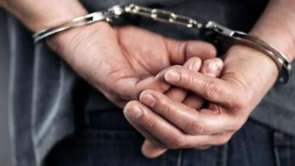 Gaziemir’de operasyon: 637 adet sentetik ecza ele geçirildi